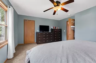 364 Triangle Dr, Hobart, WI 54155 - Photo 17
