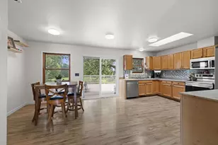 364 Triangle Dr, Hobart, WI 54155 - Photo 7