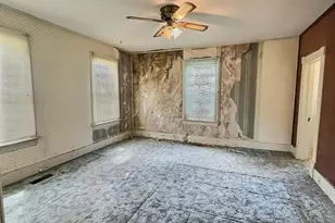 1833 Minnesota St, Oshkosh, WI 54902 - Photo 9