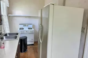 1833 Minnesota St, Oshkosh, WI 54902 - Photo 3