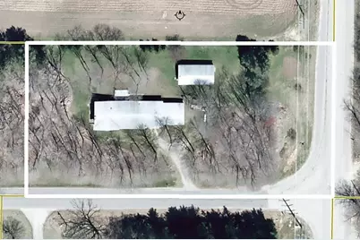 E8488 Stage Road, New London, WI 54961 - Photo 3