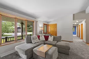 W2384 Sequin Rd, Marinette, WI 54143 - Photo 15