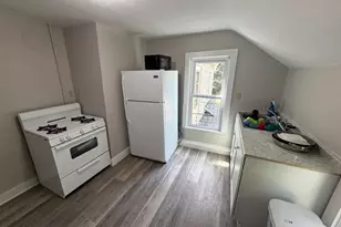 30 E 10th St, Fond du Lac, WI 54935 - Photo 7