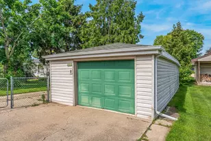 704 John St, Menasha, WI 54952 - Photo 27