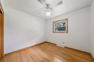704 John St, Menasha, WI 54952 - Photo 17