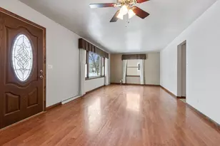 1673 Juniper Dr, Green Bay, WI 54302 - Photo 9