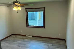 1108 Mahogany Ct, Two Rivers, WI 54241 - Photo 15