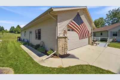 1108 Mahogany Court, Two Rivers, WI 54241 - Photo 3