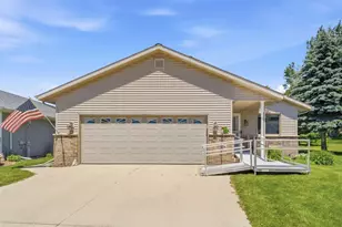 1108 Mahogany Ct, Two Rivers, WI 54241 - Photo 1
