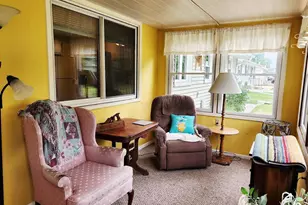 688 W Division St, Fond du Lac, WI 54935 - Photo 5