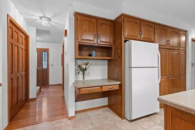 2920 Thunderbyrd Trail, Green Bay, WI 54313 - Photo 13