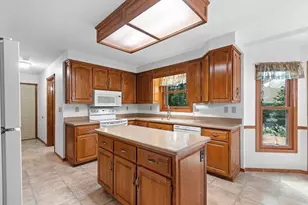 2920 Thunderbyrd Trail, Green Bay, WI 54313 - Photo 15