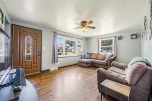 180 Denhardt Ave, Neenah, WI 54956 - Photo 5