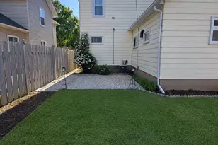 722 Wright St, Oshkosh, WI 54901 - Photo 3