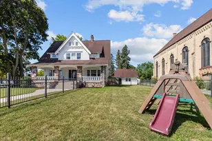 105 N State St, Chilton, WI 53014 - Photo 7