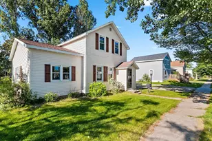 113 Adams St, Oconto, WI 54153 - Photo 3