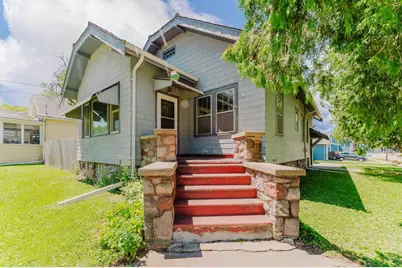 841 Mt Vernon Street, Oshkosh, WI 54901 - Photo 3