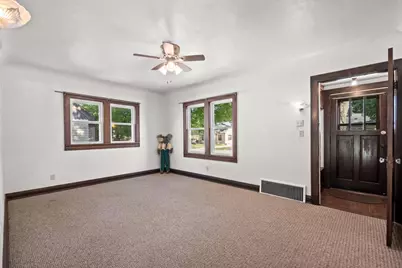 1851 Preble Avenue, Green Bay, WI 54302 - Photo 9