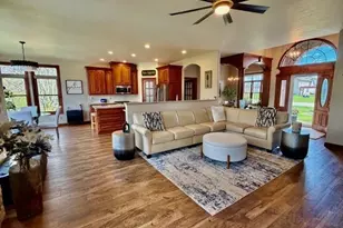 2187 Palmer Dr, Green Bay, WI 54311 - Photo 9