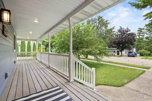 107 W Sumner St, Weyauwega, WI 54983 - Photo 5