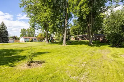 2674 Woodcrest Drive, Neenah, WI 54956 - Photo 33