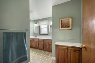 3241 Bitters Ct, Green Bay, WI 54301 - Photo 11