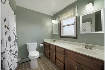 3241 Bitters Court, Green Bay, WI 54301 - Photo 11