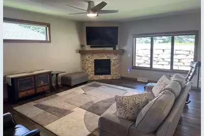 3346 Stone Ridge Drive #13, Green Bay, WI 54313 - Photo 19