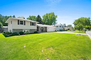 3464 Golf Dr, Green Bay, WI 54311 - Photo 35