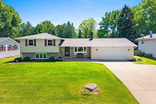3464 Golf Dr, Green Bay, WI 54311 - Photo 47