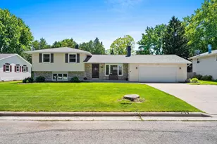 3464 Golf Dr, Green Bay, WI 54311 - Photo 45