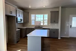 969 Enclave Ct, De Pere, WI 54115 - Photo 5