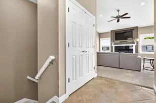 1579 Lone Oak Dr, Neenah, WI 54956 - Photo 5