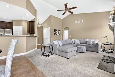 1579 Lone Oak Drive, Neenah, WI 54956 - Photo 9