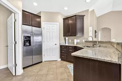 1579 Lone Oak Drive, Neenah, WI 54956 - Photo 13
