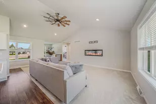 5412 Wildwood Ct, Winneconne, WI 54986 - Photo 13