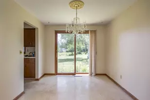 6054 N Rosewood Dr, Appleton, WI 54913 - Photo 5