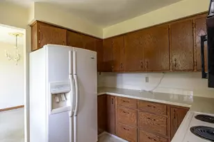 6054 N Rosewood Dr, Appleton, WI 54913 - Photo 3