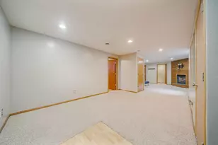 2209 High Meadows Ln, Neenah, WI 54956 - Photo 29