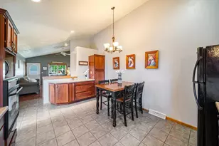 2209 High Meadows Ln, Neenah, WI 54956 - Photo 23