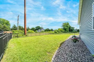 2209 High Meadows Ln, Neenah, WI 54956 - Photo 43