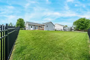 2209 High Meadows Ln, Neenah, WI 54956 - Photo 41