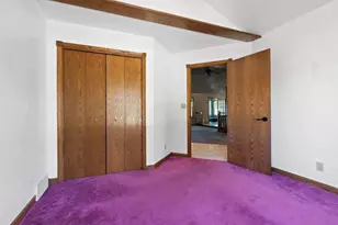 702 Carol Ln, Pulaski, WI 54162 - Photo 31