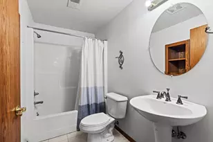 702 Carol Ln, Pulaski, WI 54162 - Photo 49