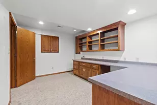 702 Carol Ln, Pulaski, WI 54162 - Photo 47
