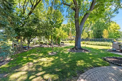 169 W 25th Avenue, Oshkosh, WI 54902 - Photo 11