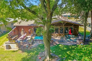169 W 25th Ave, Oshkosh, WI 54902 - Photo 7