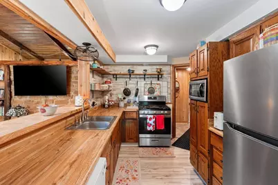 169 W 25th Avenue, Oshkosh, WI 54902 - Photo 25