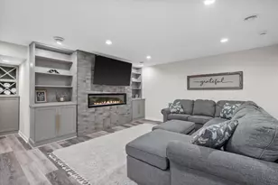 335 Deer Meadow Dr, Fredonia, WI 53021 - Photo 29