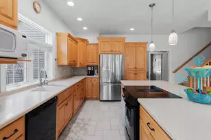 421 E Sheffield Ln, Appleton, WI 54913 - Photo 15